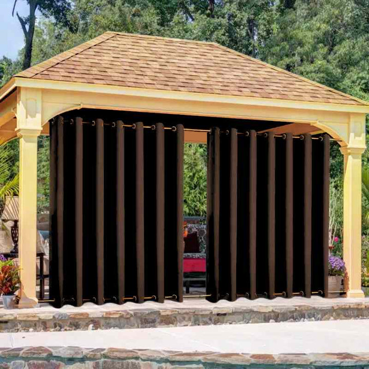 Rideaux imperméables pour pergola